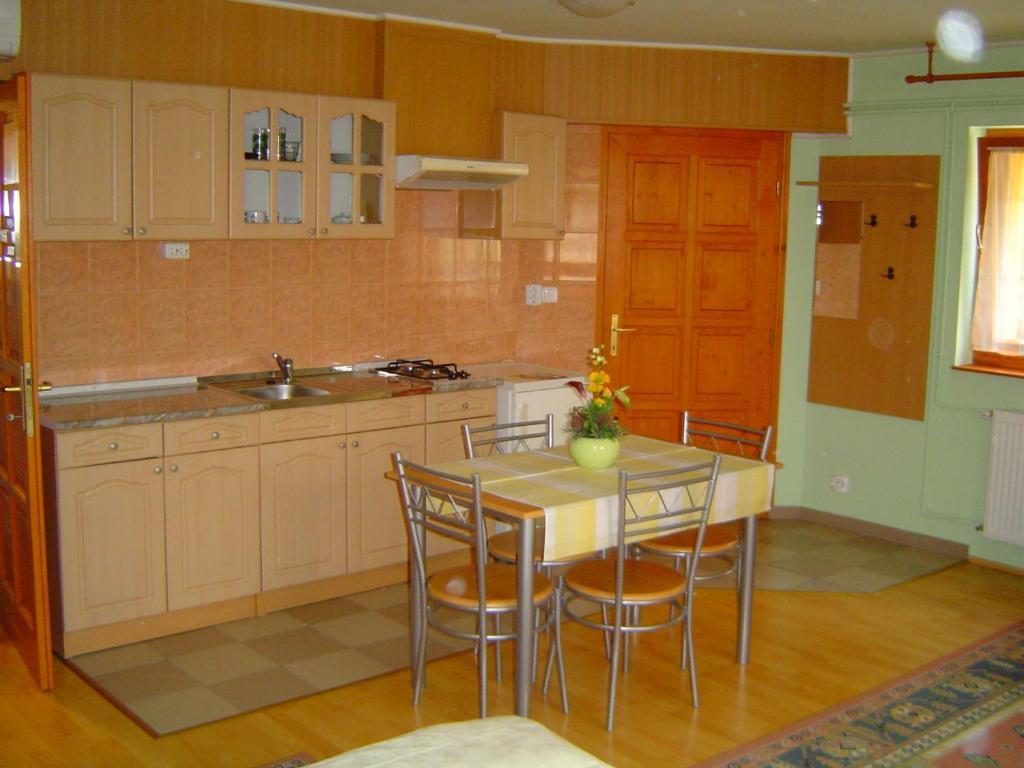Lunczer Vendeghaz Hotel Mosonmagyarovar Room photo