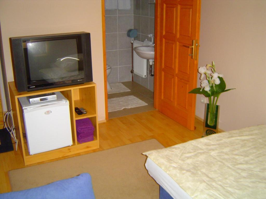 Lunczer Vendeghaz Hotel Mosonmagyarovar Room photo