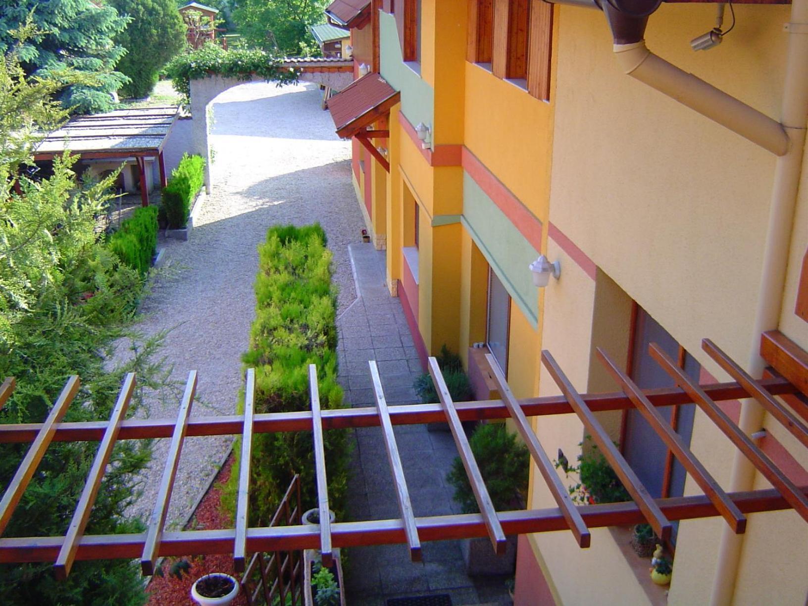 Lunczer Vendeghaz Hotel Mosonmagyarovar Exterior photo