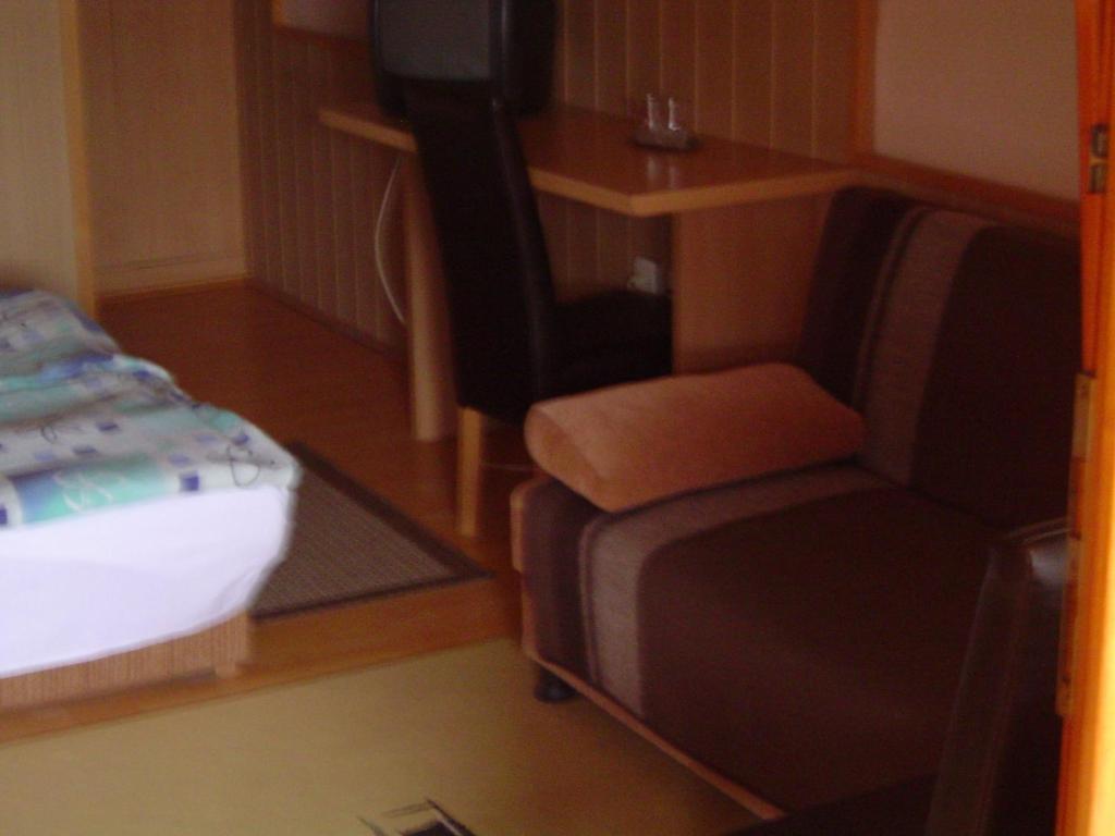 Lunczer Vendeghaz Hotel Mosonmagyarovar Room photo