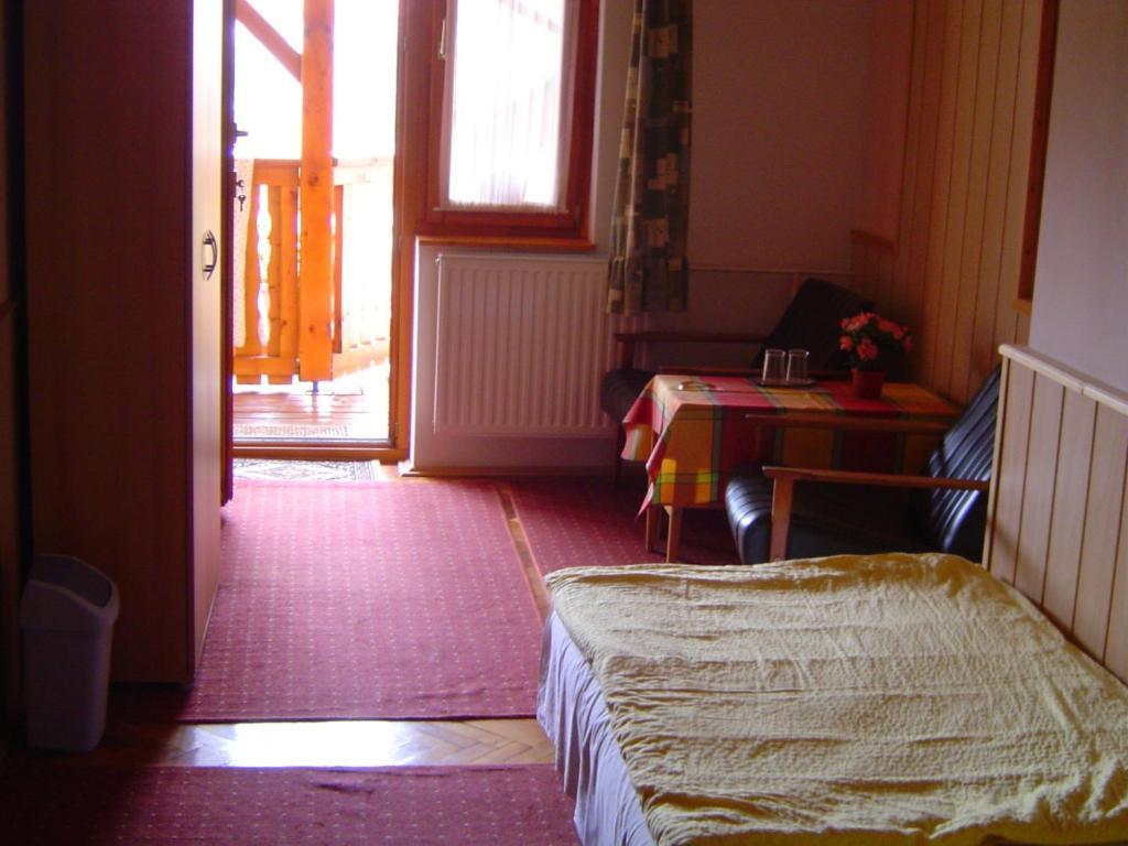 Lunczer Vendeghaz Hotel Mosonmagyarovar Room photo