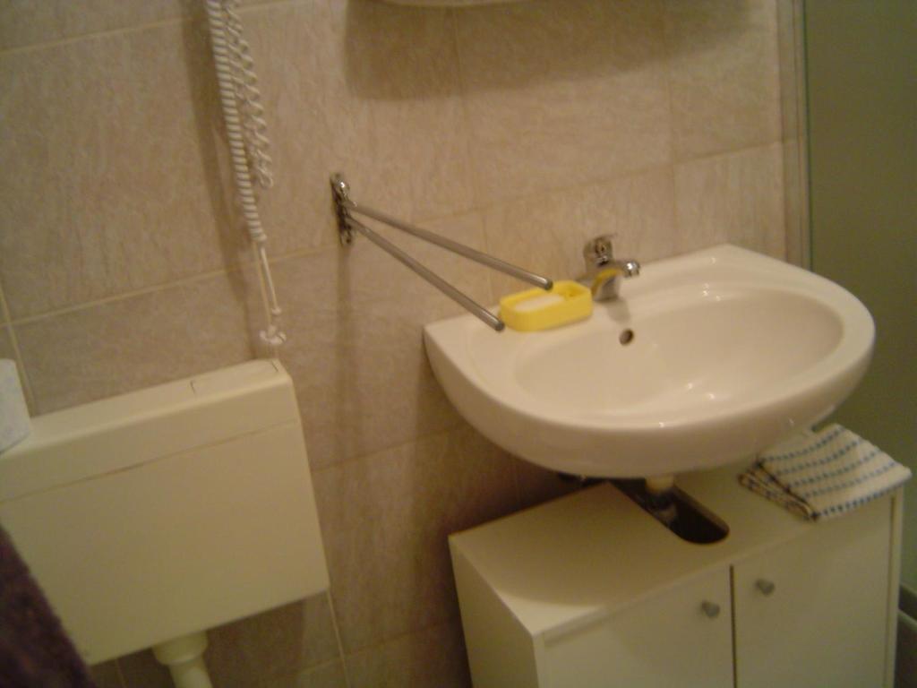 Lunczer Vendeghaz Hotel Mosonmagyarovar Room photo